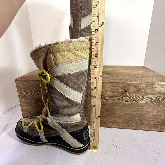 Sorel Glacy Explorer Waterproof Winter Boots Womens SZ 6 Lace Up Gorpcore Retro - Picture 13 of 13